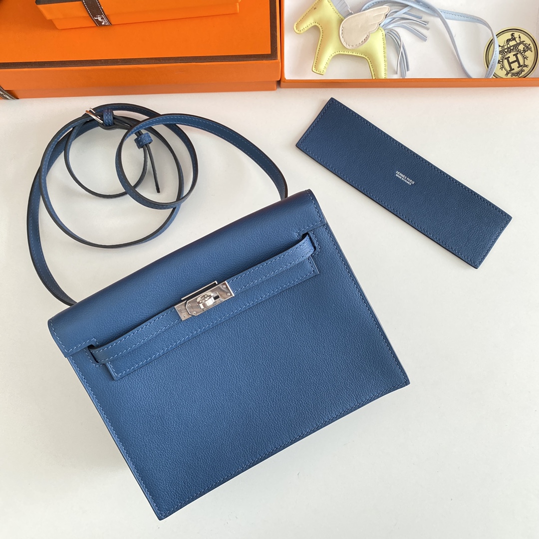 Hermes Kelly Danse Evercolor Bag In Blue Color